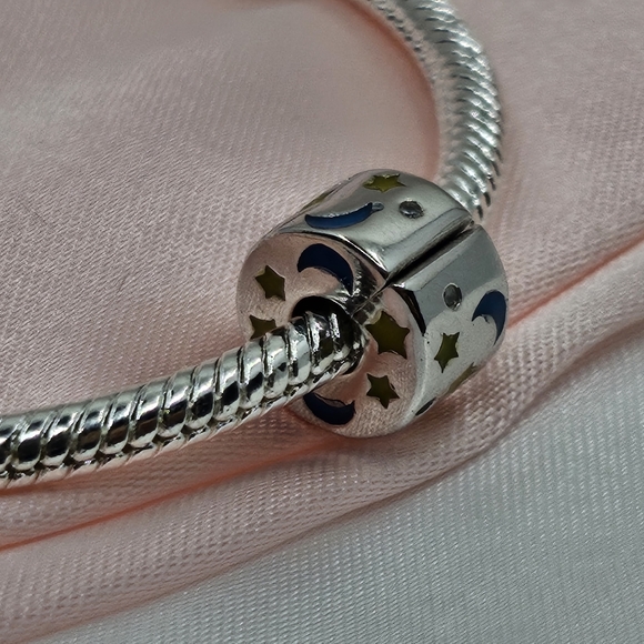 Glow in the dark Charm For Bracelet Ale S925. - Picture 6 of 7